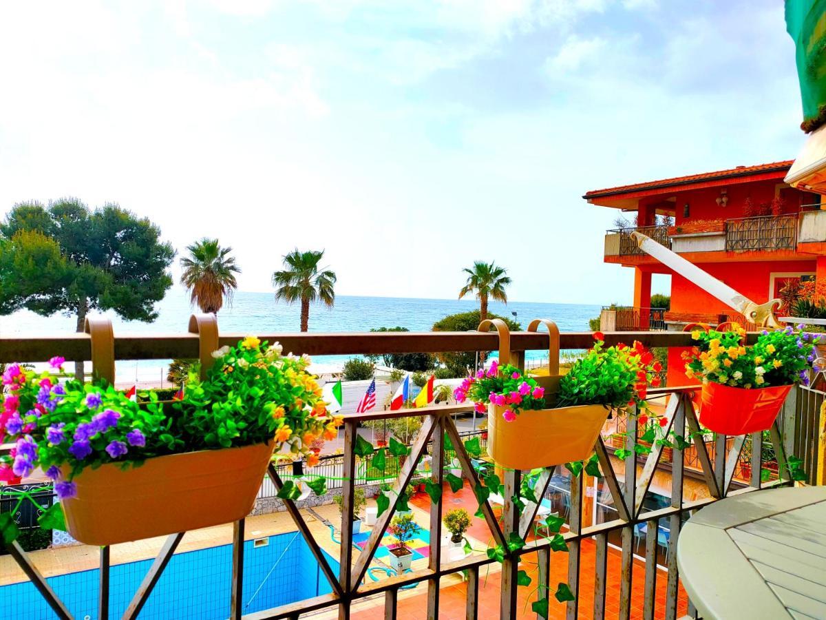 Taormina By The Sea Apartment Мацео Екстериор снимка