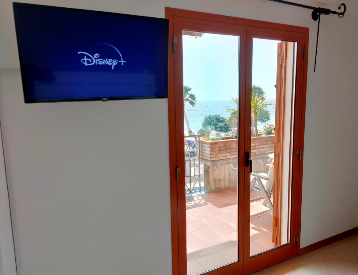Taormina By The Sea Apartment Мацео Екстериор снимка