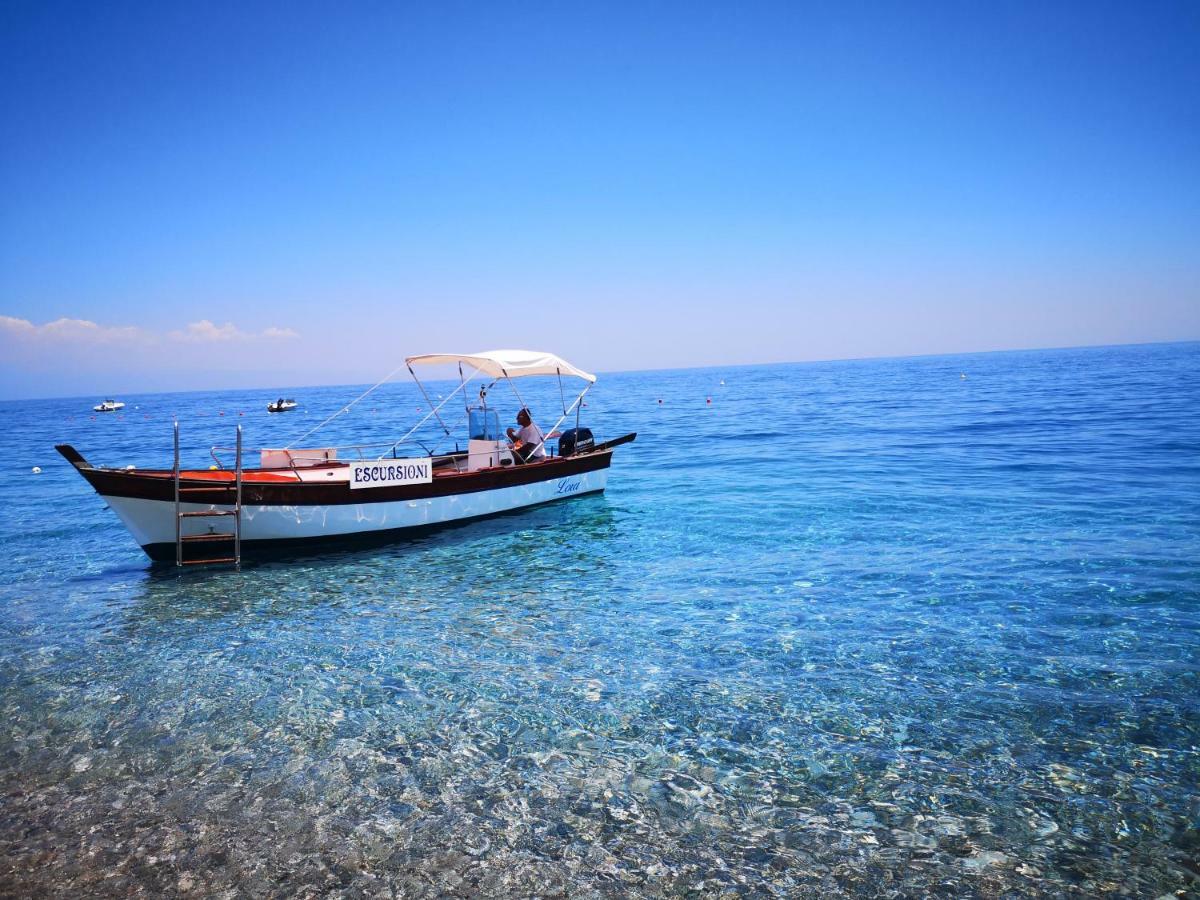 Taormina By The Sea Apartment Мацео Екстериор снимка